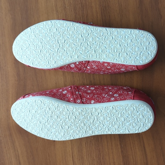 Toms canvas shoes - size W8 - Picture 4 of 6